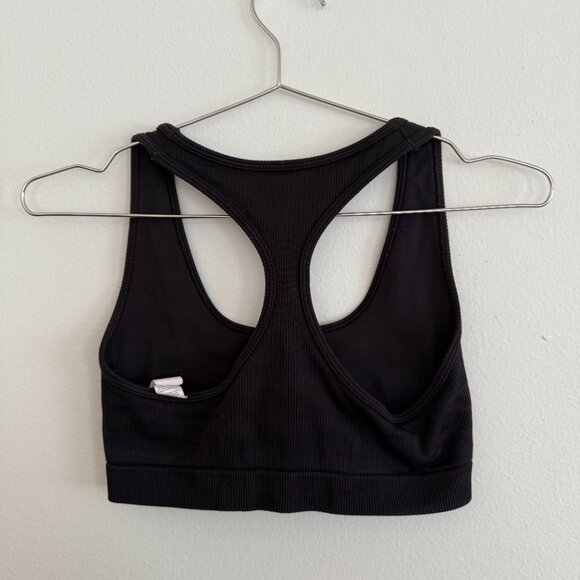 ALO | Seamless Ribbed Bra - Picture 2 of 3